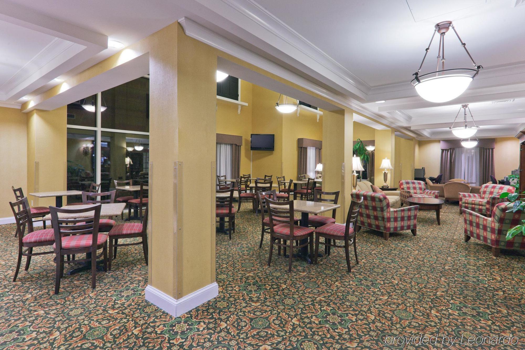 Holiday Inn Express & Suites - Tuscaloosa-University, An Ihg Hotel Restaurant photo